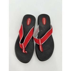 Okabashi Thong Sandals Red Black Womens Size L /7.5 -8 Rubber Flip Flops